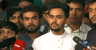 গণতন্ত্রের প্রশ্নে খালেদা জিয়ার নামটি সবার আগে আসবে: আসিফ মাহমুদ